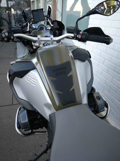 BMW r1200GS Tank Pad | Motorcycle Tank Protector